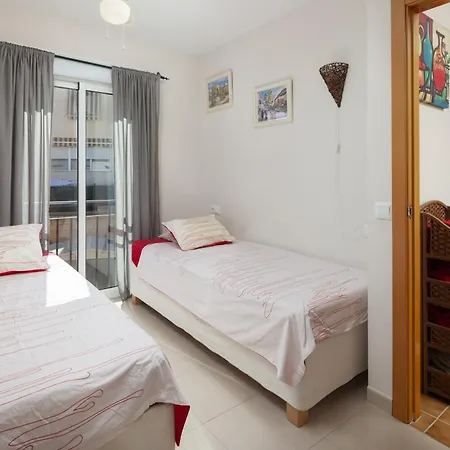 Casa Vino Mio Piscina Padel Y Gym Velez Malaga